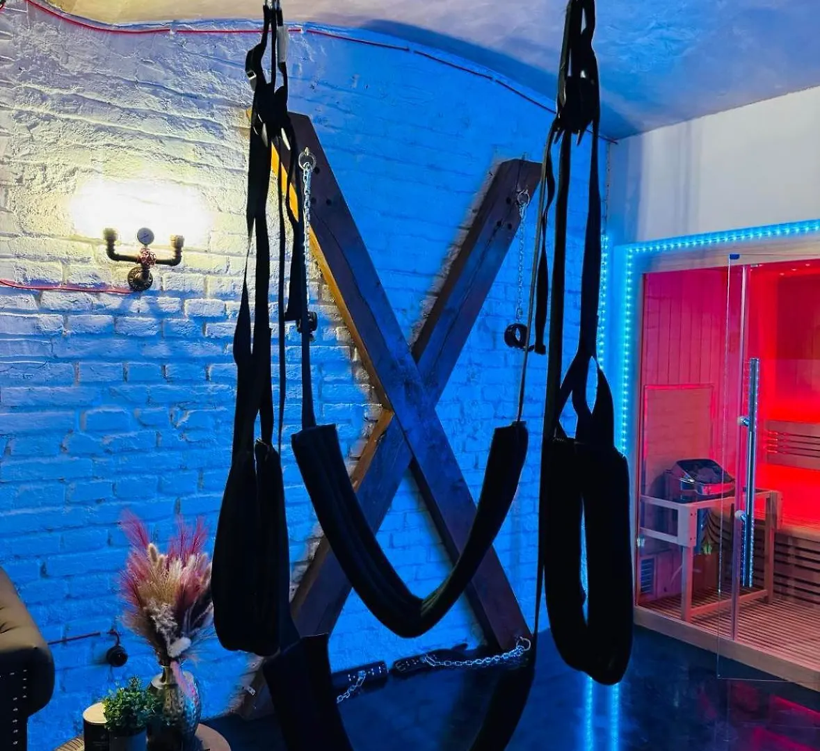 Отель 50 Shades Of Karlin Прага 5*,